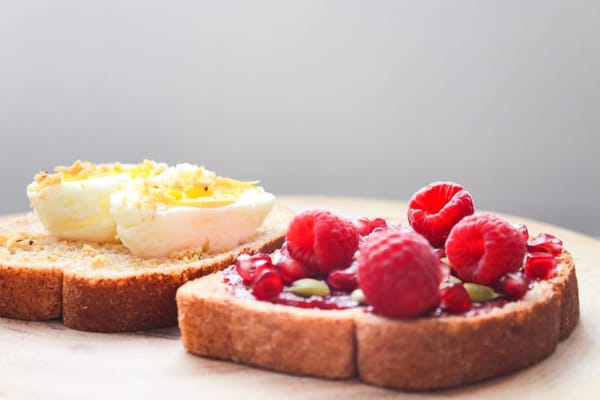 Beeren ernten und verarbeiten: vom Strauch ins Glas, ohne Verluste